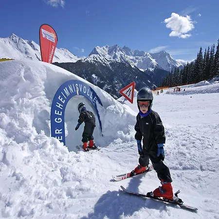 In Near Slopes شقة *