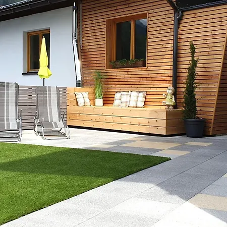 In Near Slopes Apartment See